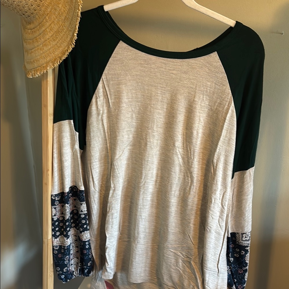 Women's Green and Cream Long Sleeve Top
